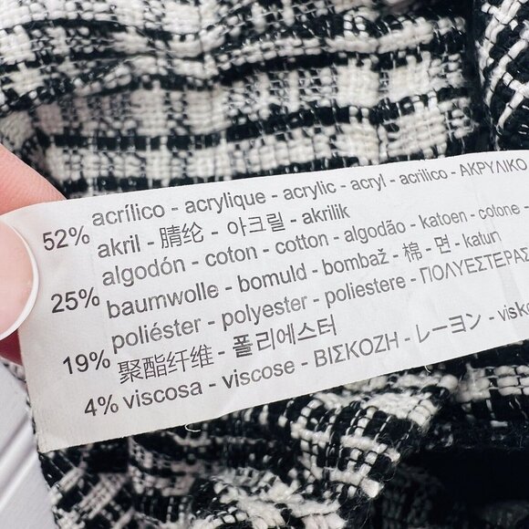 Zara Basic Women's Shorts Tweed Elastic Waist Plaid Size Medium Black White - Picture 5 of 5